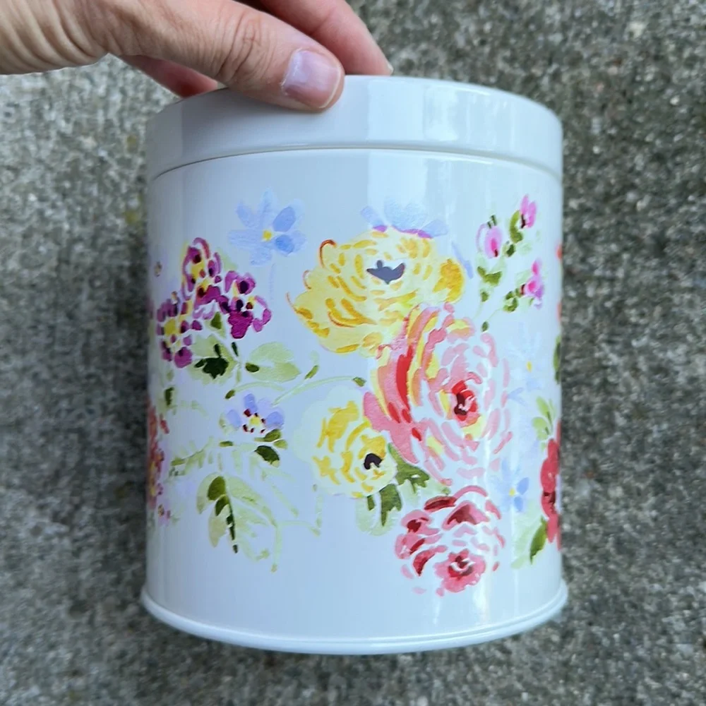 The Pioneer Woman Linen Canister Carbon Steel